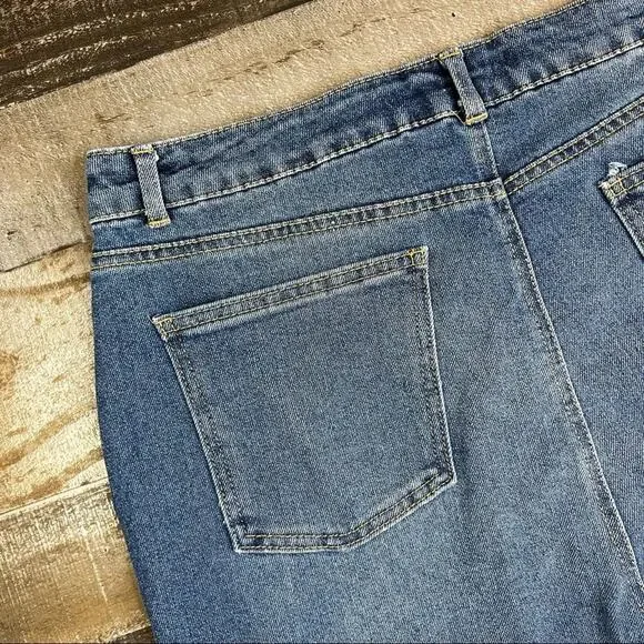 Refuge Distressed Baggy Mom Jeans Size 13 Grunge 90s Y2K Vintage-Inspired Denim - Picture 11 of 14
